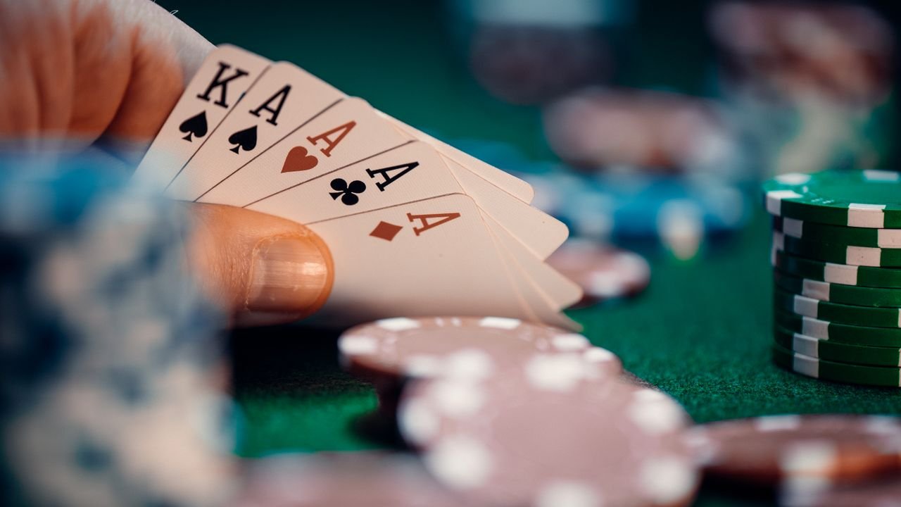 Jogar poker online: guia em 9 passos para iniciantes!
